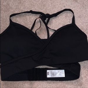 Alphalete sports bra